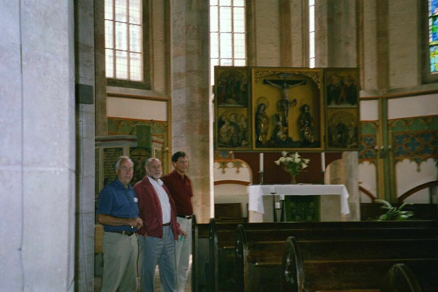 KDT_FA_treffen12u13Juli03_InnenStadt_Kirche
