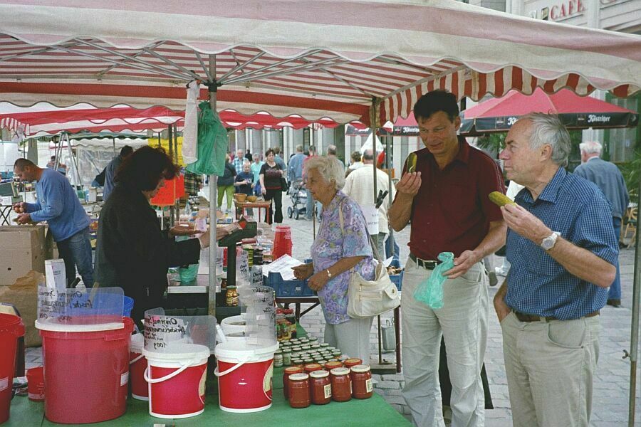 KDT_FA_treffen12u13Juli03_InnenStadt_LausitzerGurken